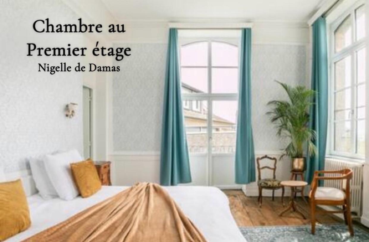 Mercier De Montigny - Les Chambres Du Beffroi - Spa Et Massage Fougères Eksteriør billede